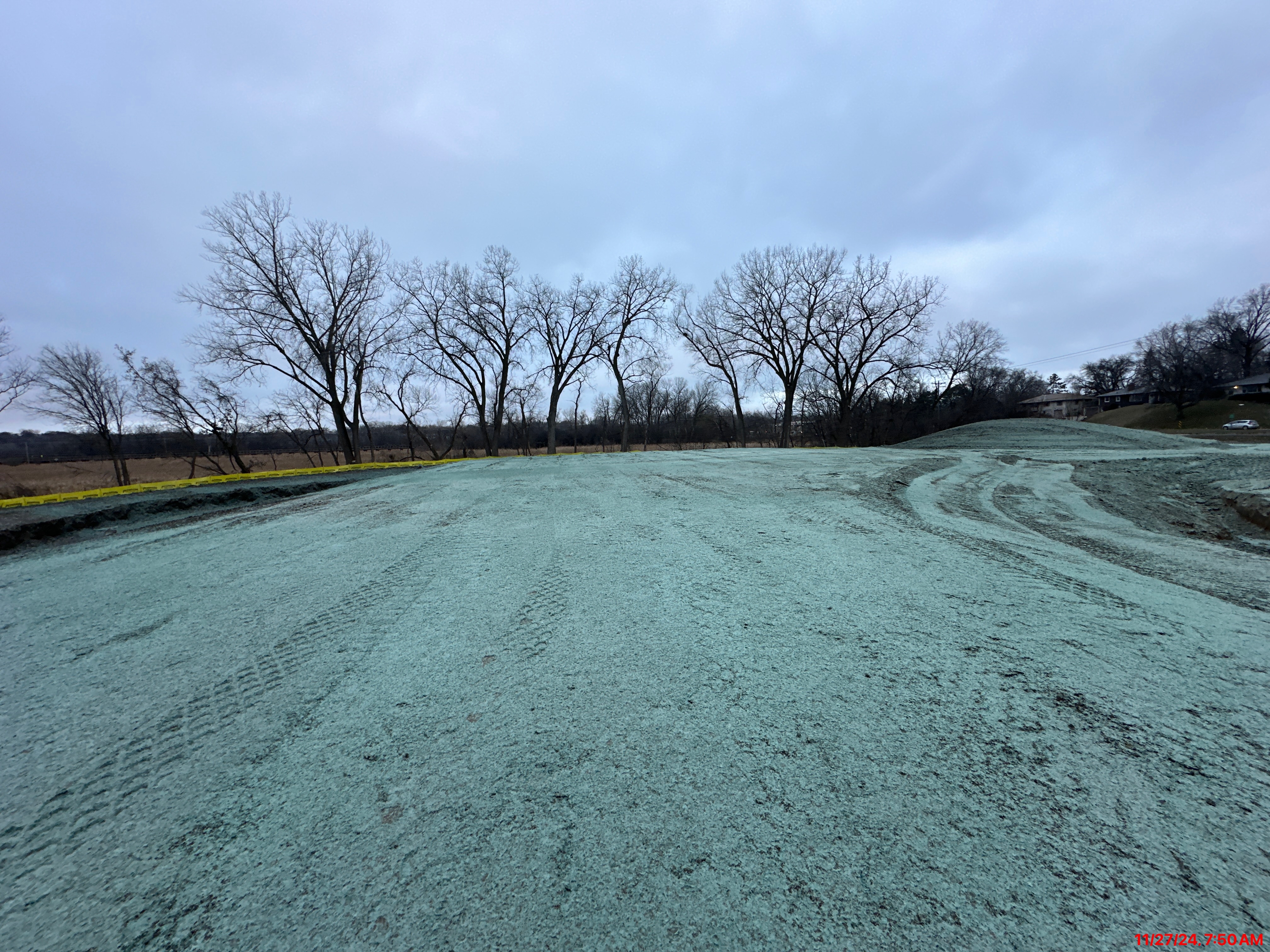 Tretbaugh hydroseeding for overwinter protection